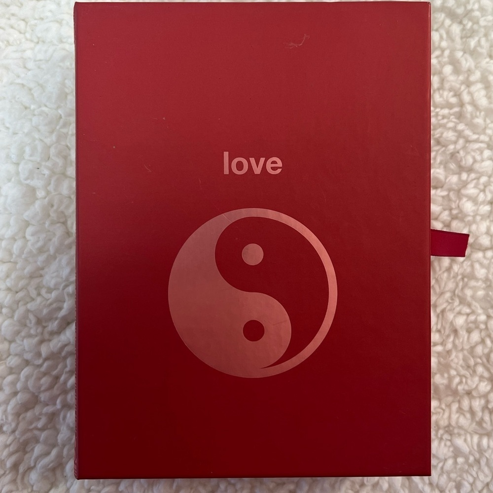 MQ Publications "LOVE" Quality Boxed Notecards with Envelopes - Picture 2 of 11